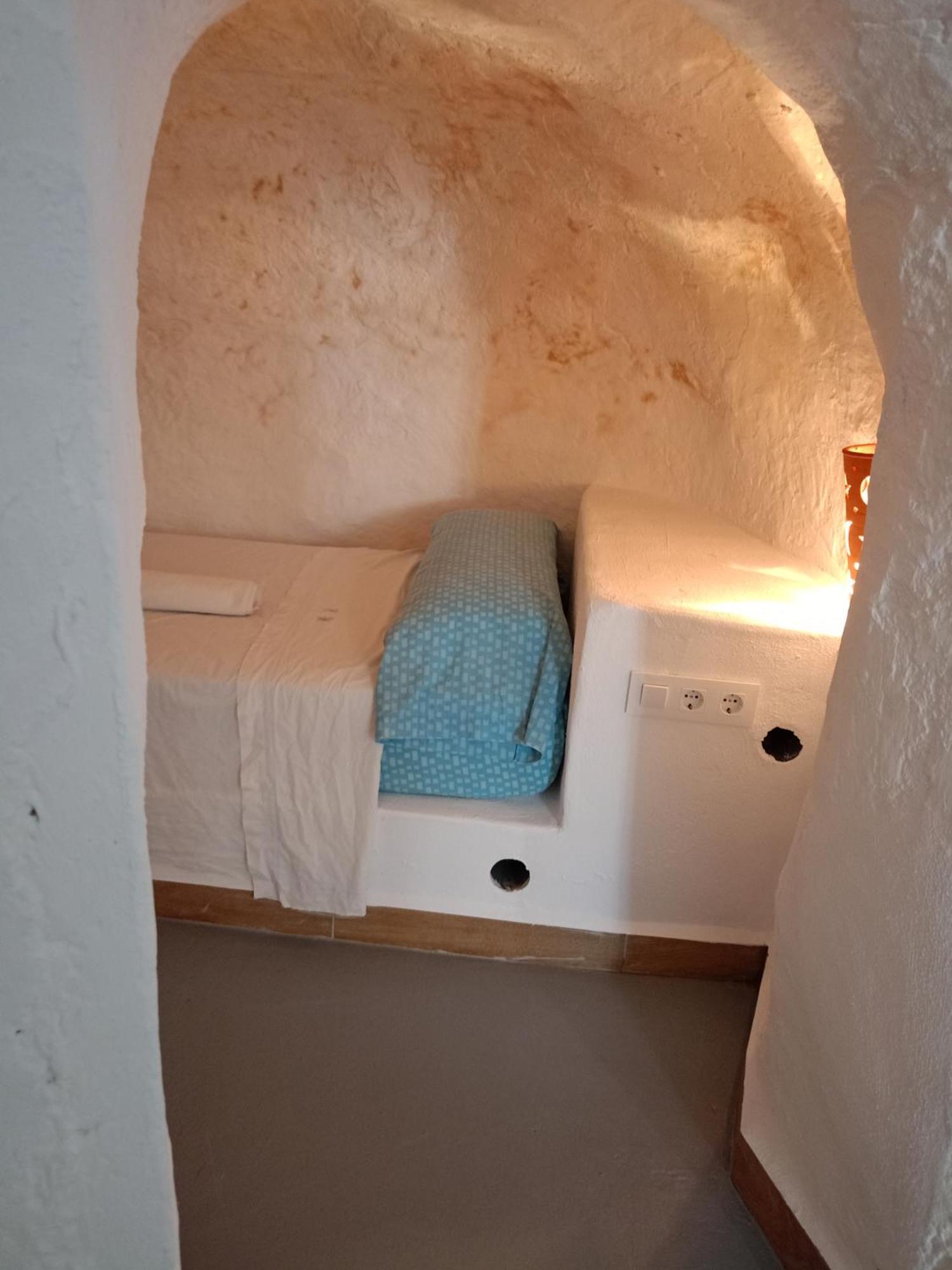 Encantadora Casa-Cueva En Pleno Barrio Alfarero De Ніхар Екстер'єр фото