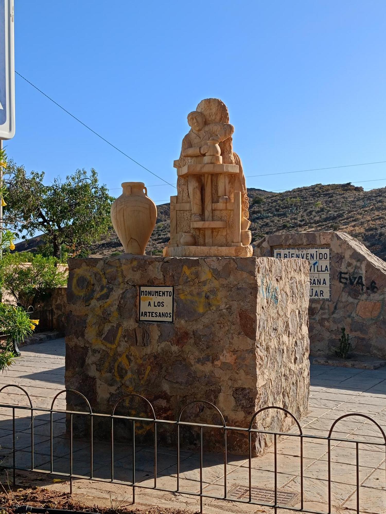 Encantadora Casa-Cueva En Pleno Barrio Alfarero De Ніхар Екстер'єр фото